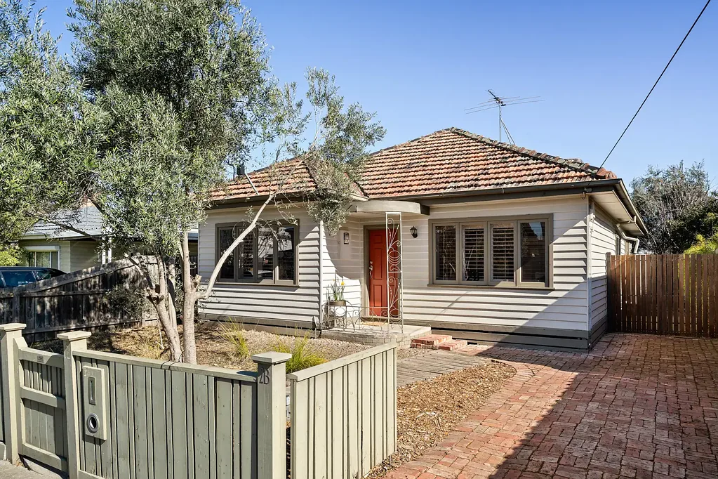 Yarraville 2 Bedroom Indoors, Outdoors - Beautifully, Brilliantly Balanced