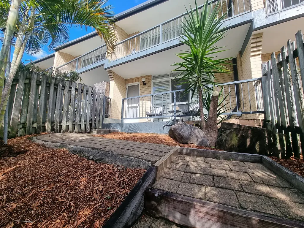 FURNISHED North facing + Elevated Riverside location