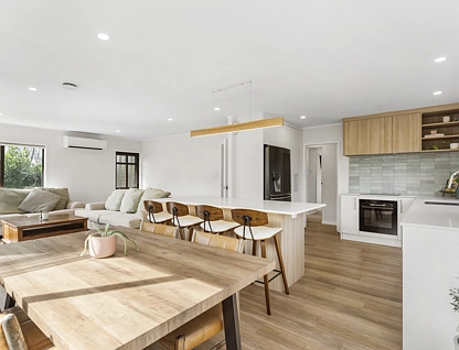 1/6 Lexington Drive, Botany Downs, Manukau City, 3 slaapkamers, 1 badkamers, House