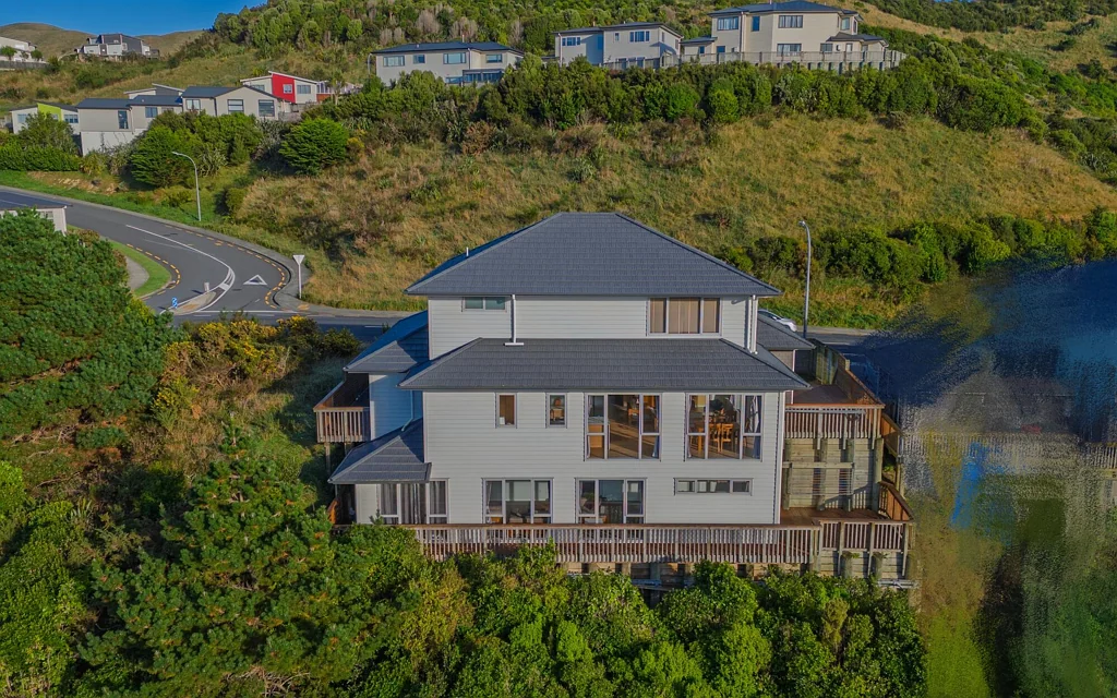 Churton Park 6Phòng ngủ Masterpiece on Melksham 6-Bed Luxury