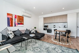 210/89 Buchanan Drive, Woodforde
