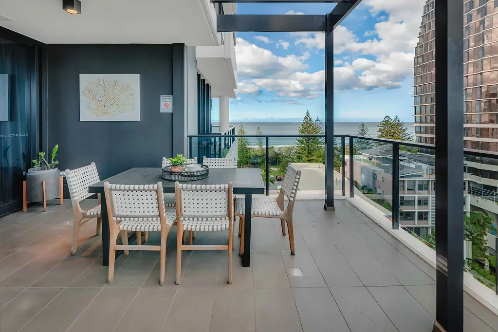 Burleigh Heads 2 Bedroom ONE OF THE LARGEST BALCONIES ON THE COAST!