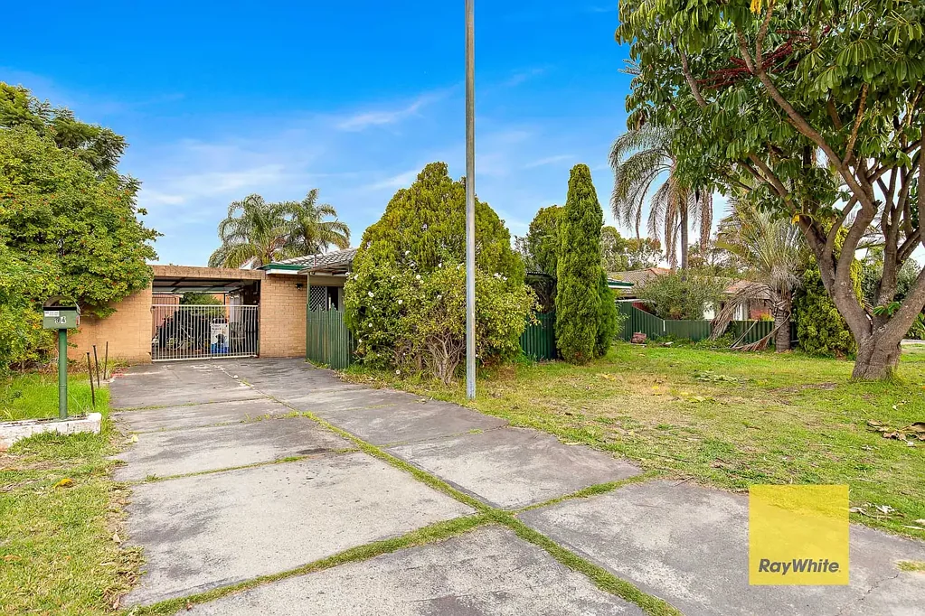 Thornlie 3 Slaapkamer Big Backyard, Great Location, Plenty of Potential