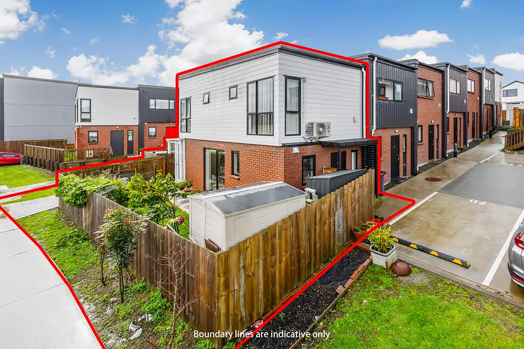 Flat Bush 2Moenga Stylish 2-Bed in Prime Ormiston Location