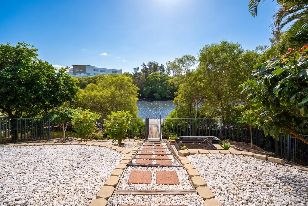 Helensvale 3 Bedroom NORTH-FACING WATERFRONT LIVING IN EXCLUSIVE MONTEREY KEYS