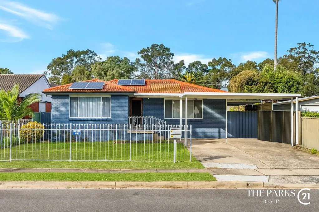 Lovely Three Bedroom !