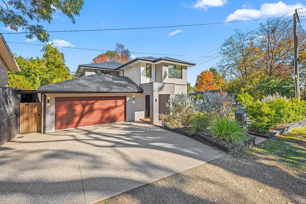 Montrose 6Moenga Stunning landmark property