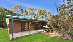 4 Langan Court, Alice River