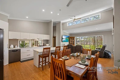 11 Blackview Avenue, Black River, QLD 4818, 3 રૂમ, 2 બાથરૂમ, Lifestyle Section