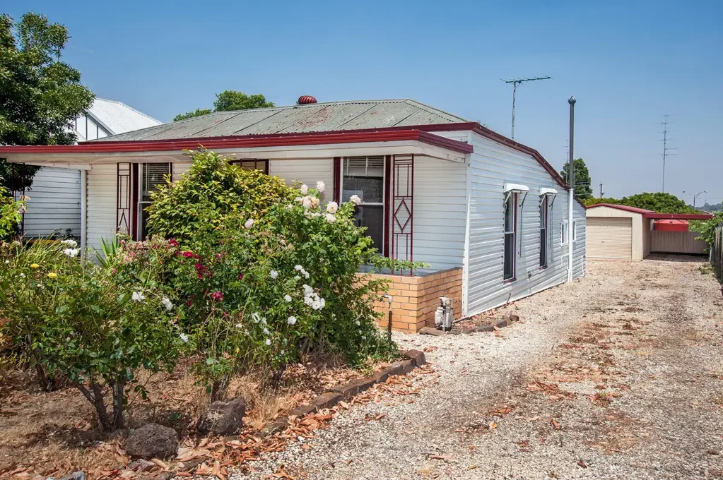 37 Stephen Street, Hamilton, VIC 3300