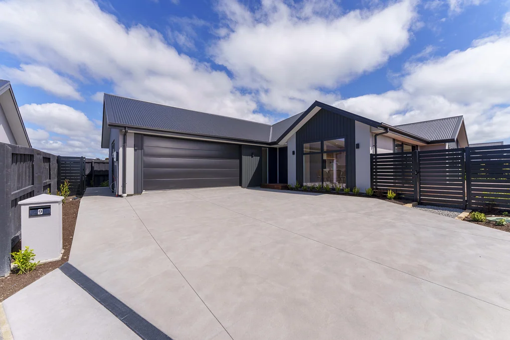 Marshland 4બેડરૂમ Oakbridge, Price Reduced - Private Rear Position