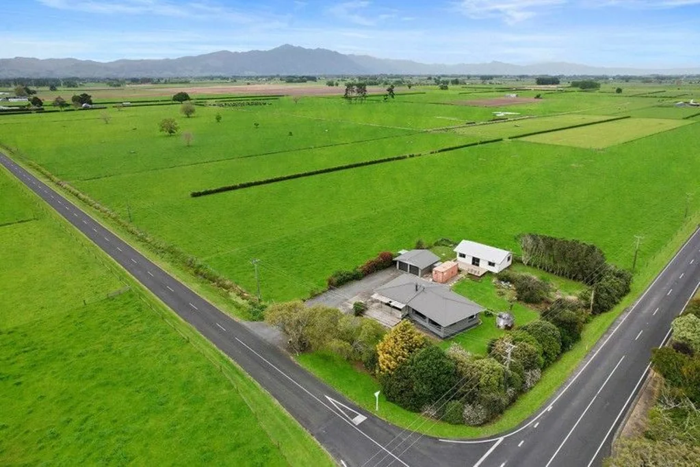 Morrinsville 5 Slaapkamer Two homes, rural setting, endless potential