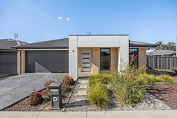 3 Strathloddon Drive, Strathfieldsaye