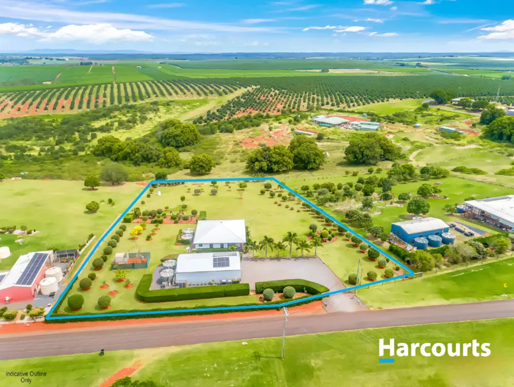 North Isis  EXECUTIVE ACREAGE LIVING