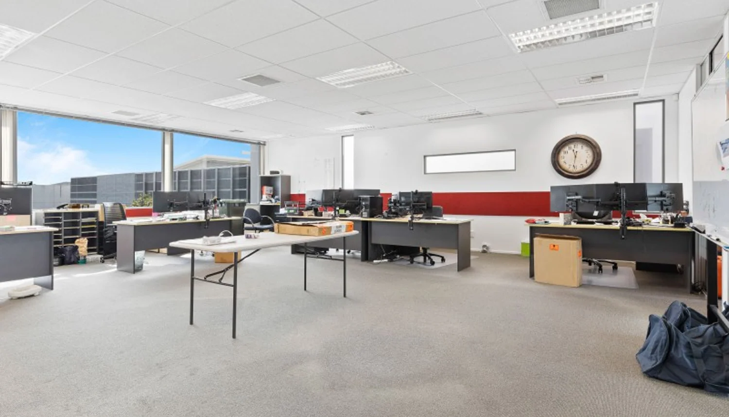 C2/63 Apollo Drive, Rosedale, North Shore City, 0房, 0浴, Office Premises