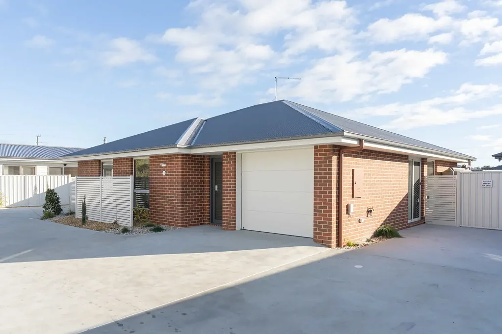 2/33 Youl Road, Perth, TAS 7300