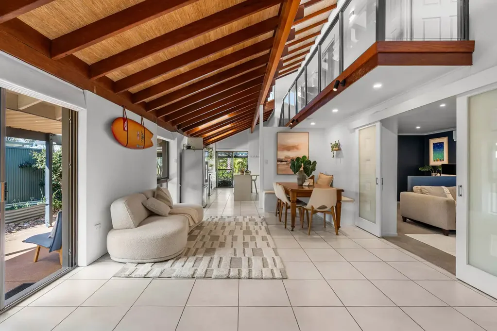 Thornlands 4Zimmer Incredible Character, Resort Style Living & Great Entertaining.