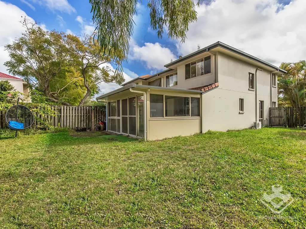 Arundel 3 Slaapkamer HOUSE-SIZED YARD WITHOUT THE HOUSE-SIZED PRICE!