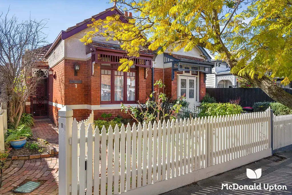 Ascot Vale 3कमरा Edwardian Elegance in a Vibrant Inner-Urban Locale