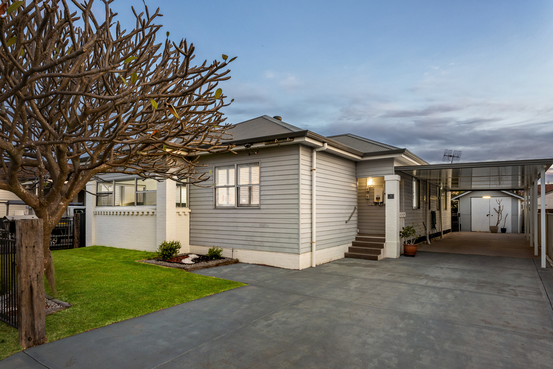 14 MERLEVIEW ST, BELMONT NSW 2280, 0房, 0浴, House