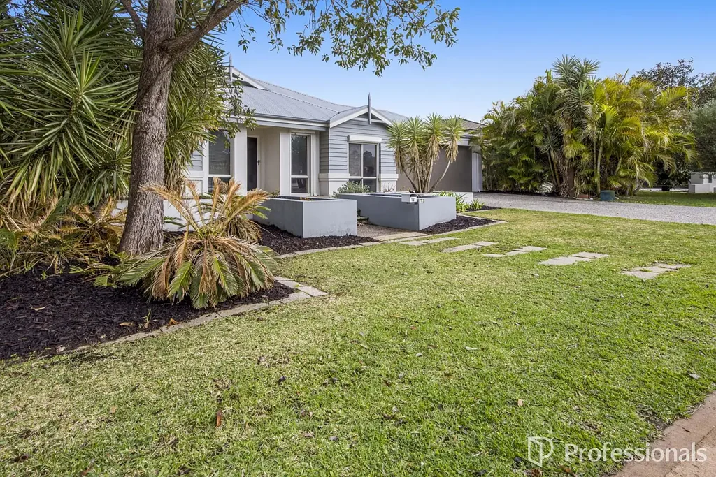 12 Warrington Road, Byford, WA 6122