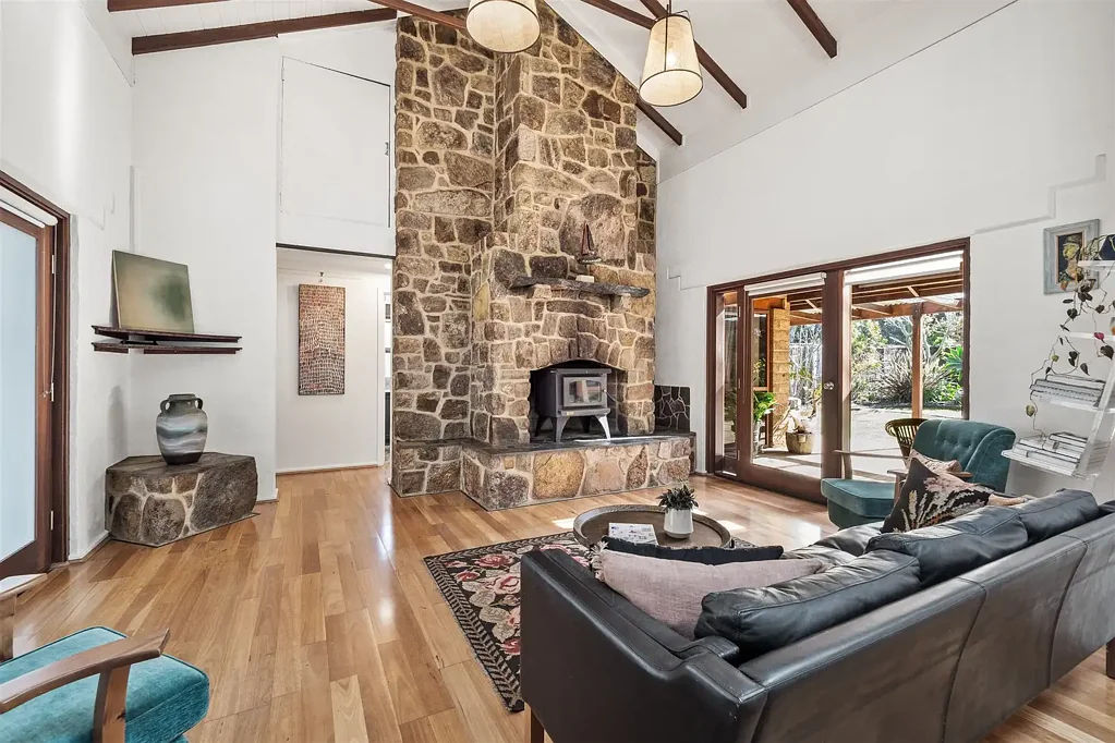 8A McKeown Place, Margaret River, WA 6285