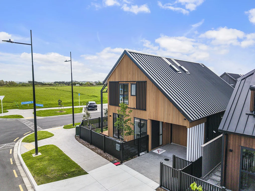 Karaka 4Kwarto Modern Architecture Elegance Brand New Home!