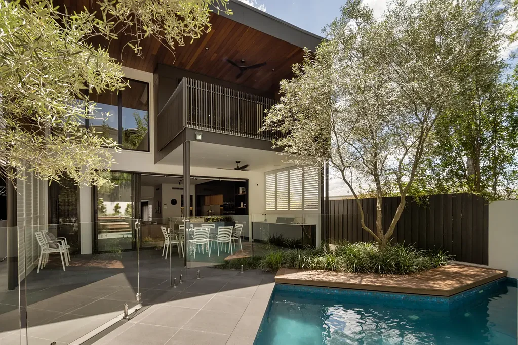 Bardon 5ਬੈੱਡਰੂਮ Elevated Luxury, Effortless Living