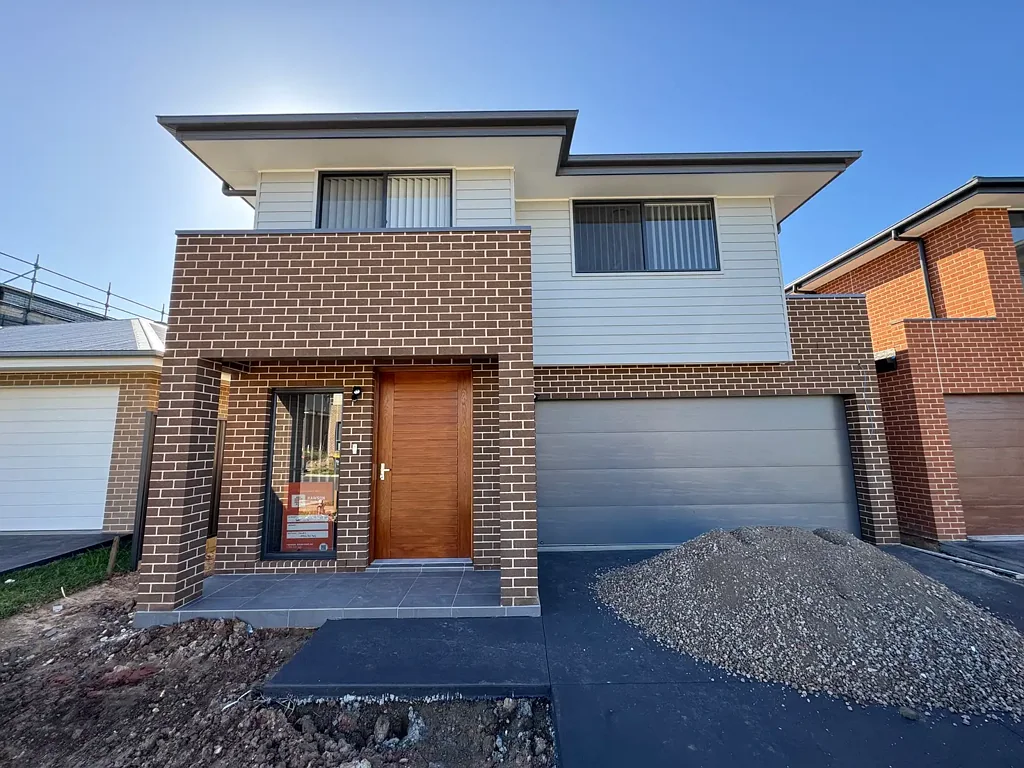 Brand new 5 bedroom Home