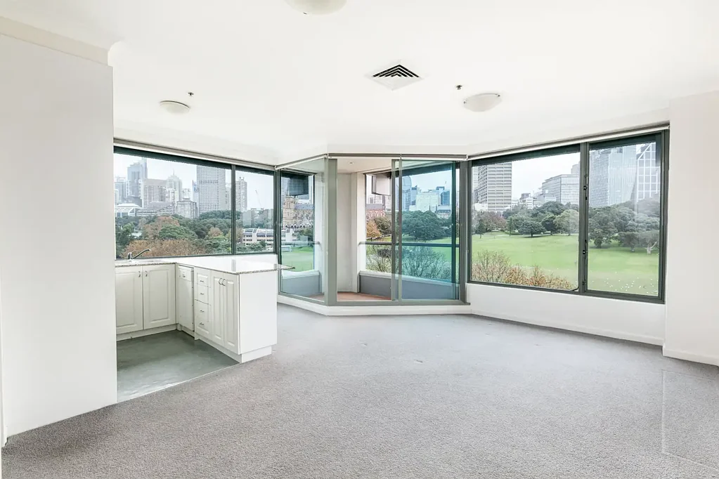 'Domain' apartment with iconic Sydney views