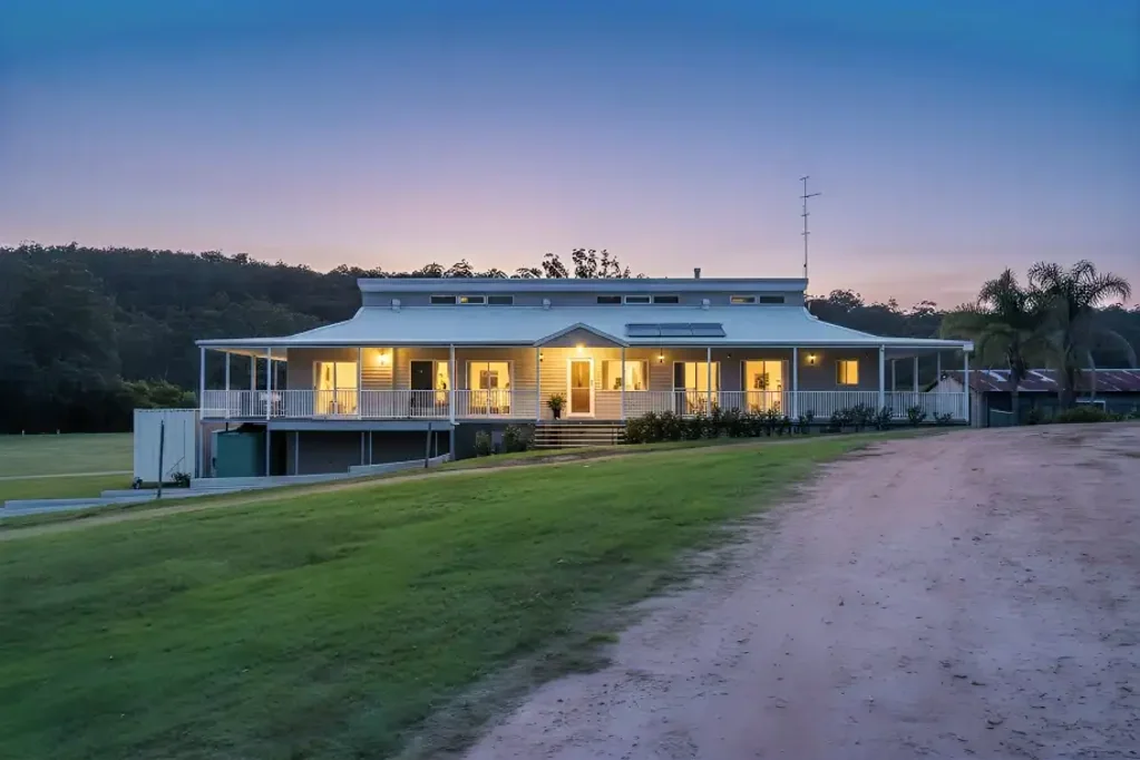 Putty 3房  The Ultimate Rural Sanctuary: 1,190 Acres of Income, Luxury, and Wilderness