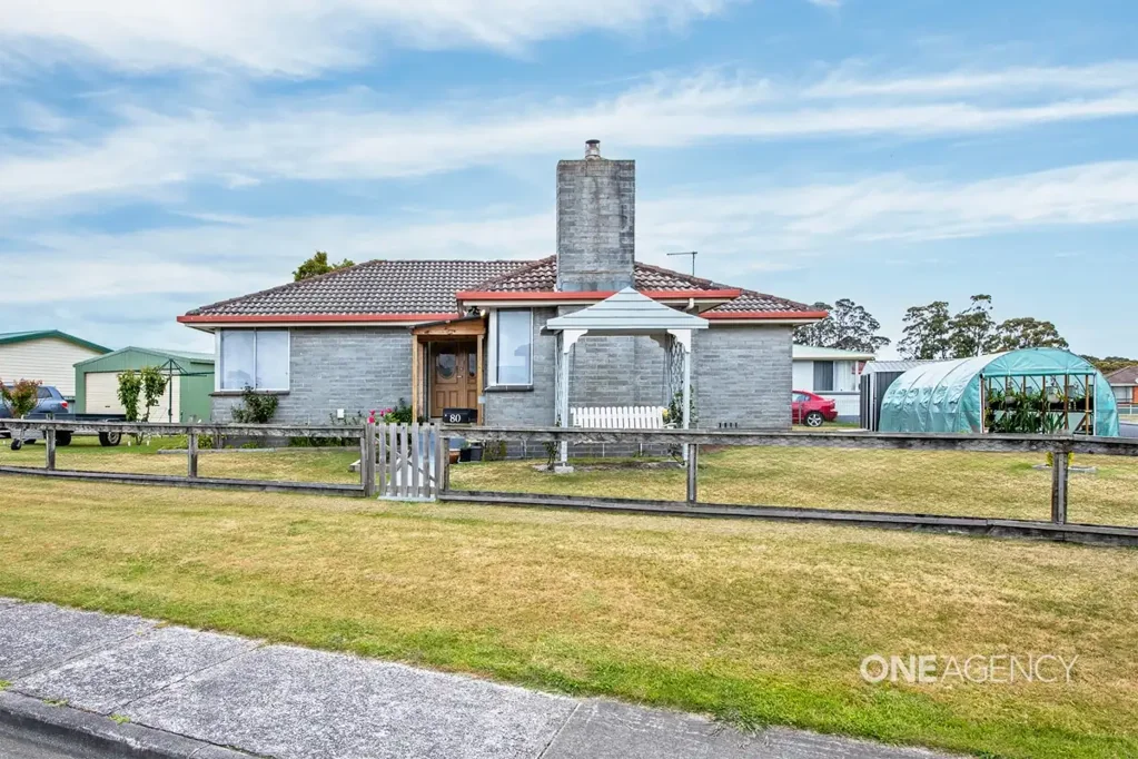 Smithton 4房  Renovated Throughout With Not A Thing Left To Do
