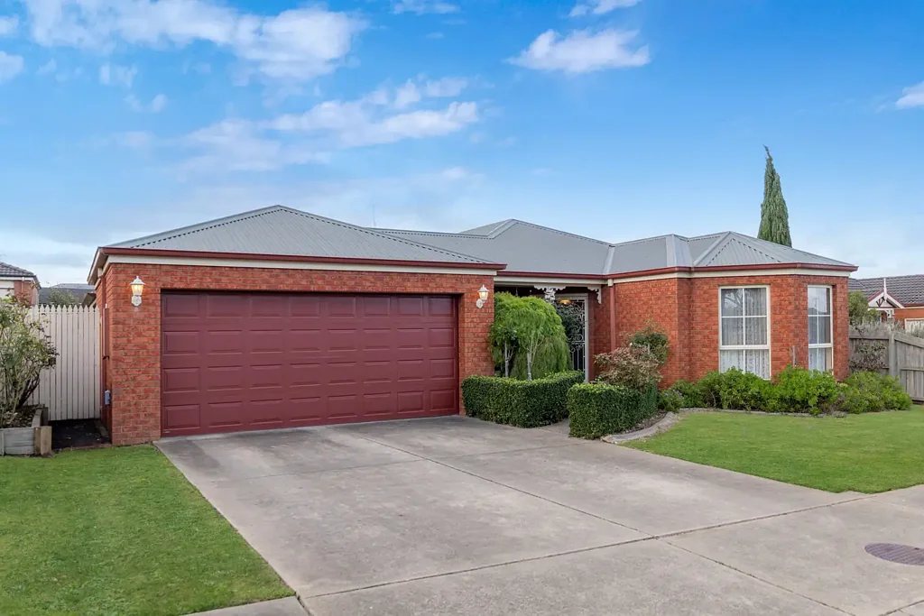 Warrnambool 4房  Spacious Family Living with Outdoor Entertaining Appeal