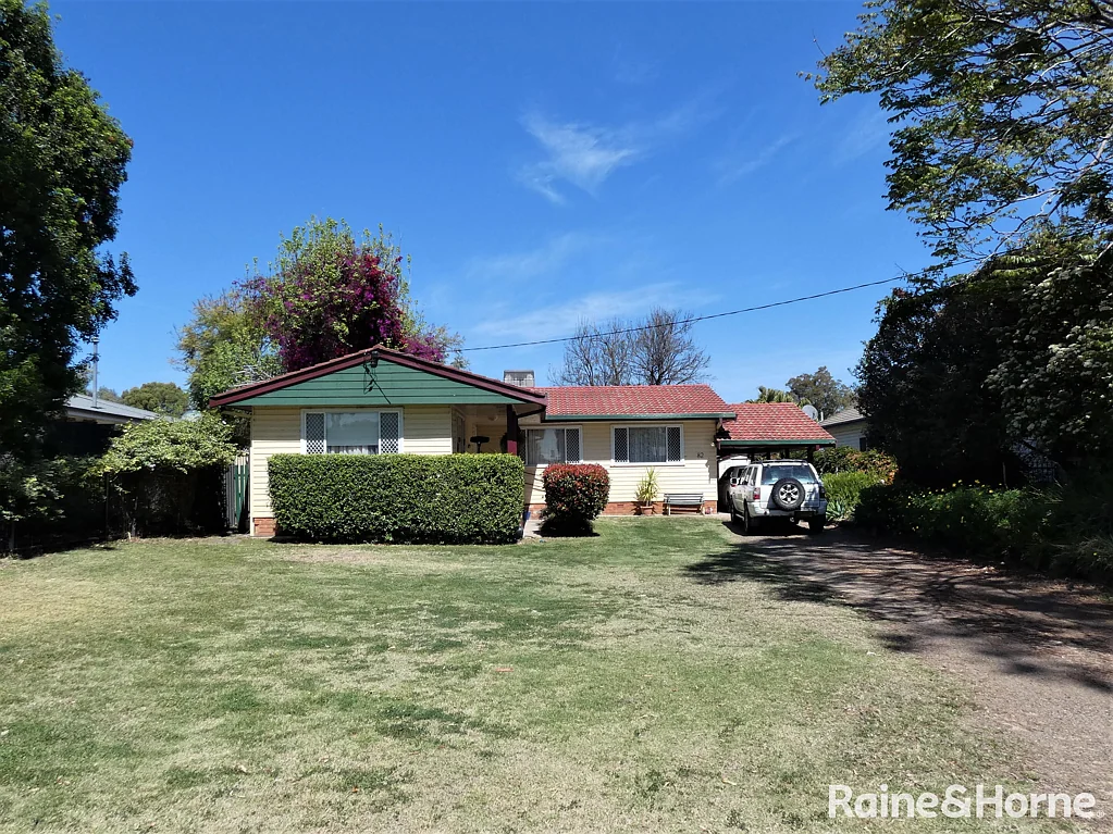 82 Greenbah Road, Moree, NSW 2400