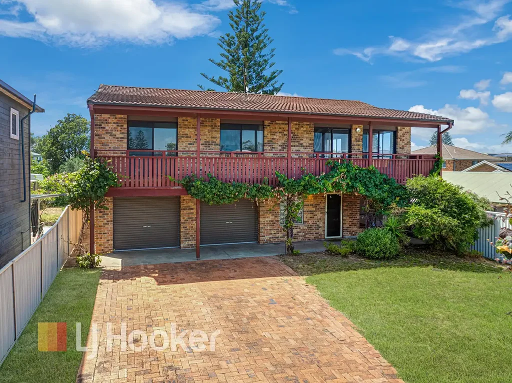 8 Campbell Avenue, Anna Bay, NSW 2316