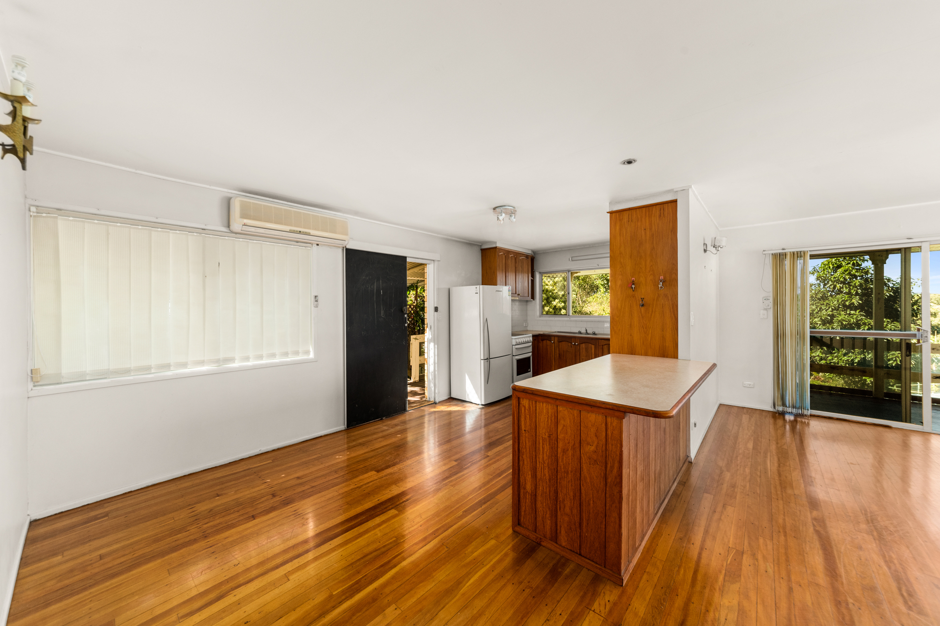 20 GIRRAWEEN DR, NAMBOUR QLD 4560, 0 Kuwarto, 0 Banyo, House