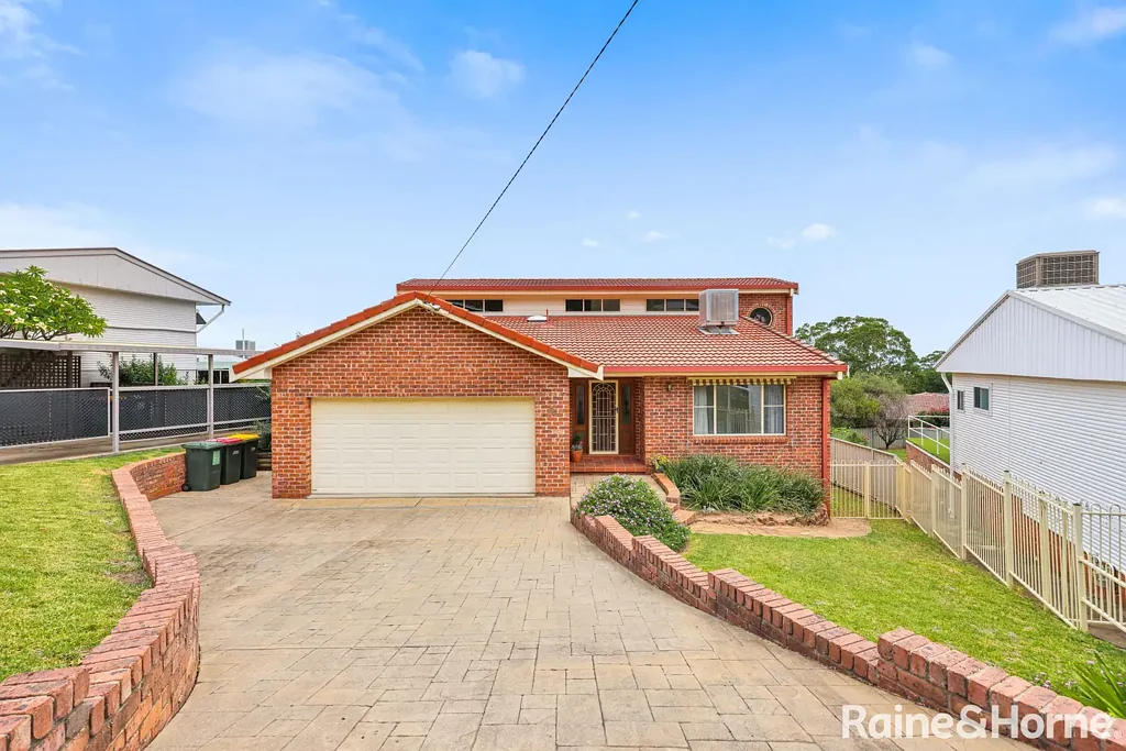 4 Bellevue Crescent, Tamworth, NSW 2340