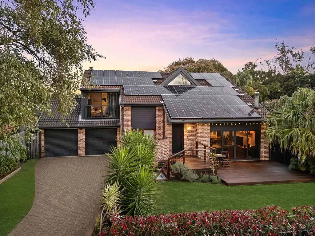 Kariong 4房  Welcome To Your Character Filled Dream Home