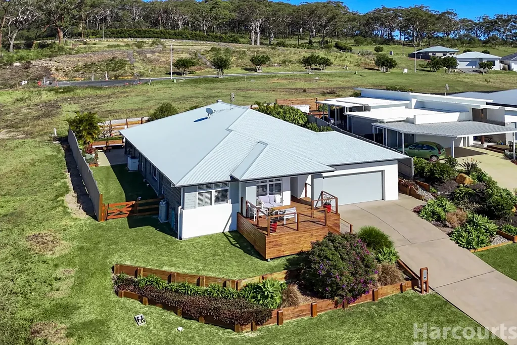 17 Rosedale Avenue, South West Rocks, NSW 2431