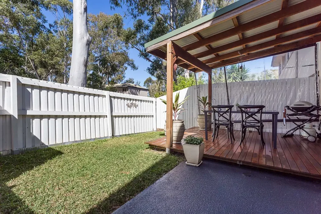 Modern 3 Bedroom Townhouse - Fully Air Conditioned