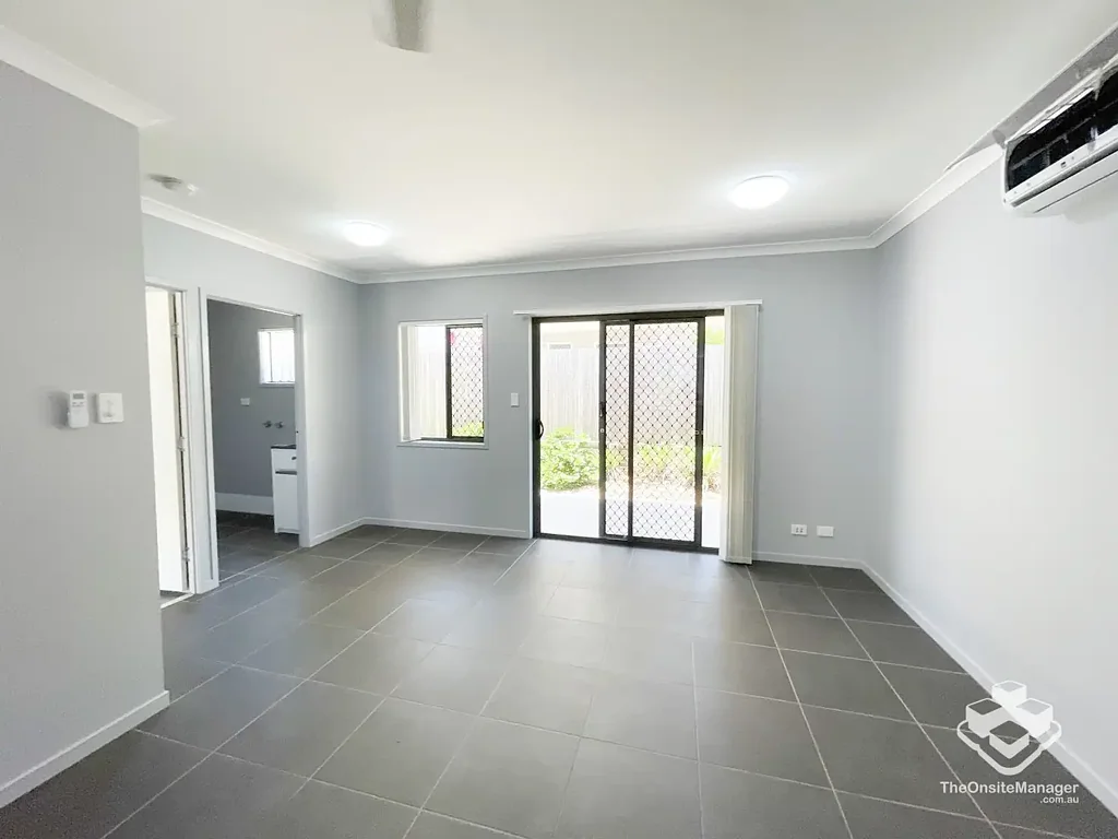 A/C In Every Bedroom and Living, Massive Townhouse
