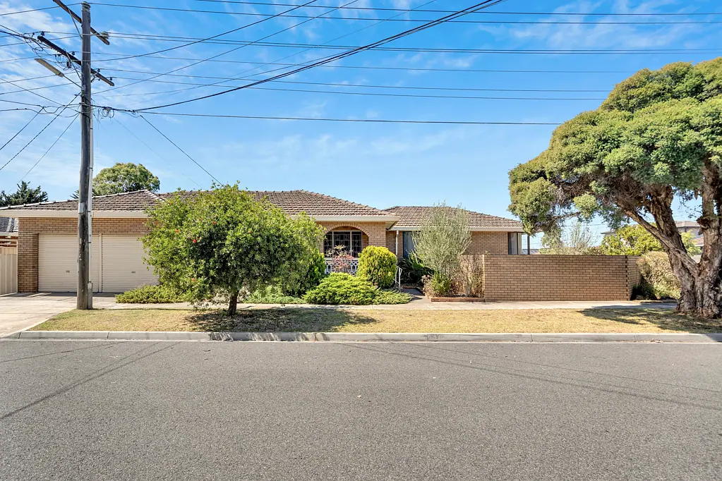 32 Russelton Street, Keilor Park, VIC 3042