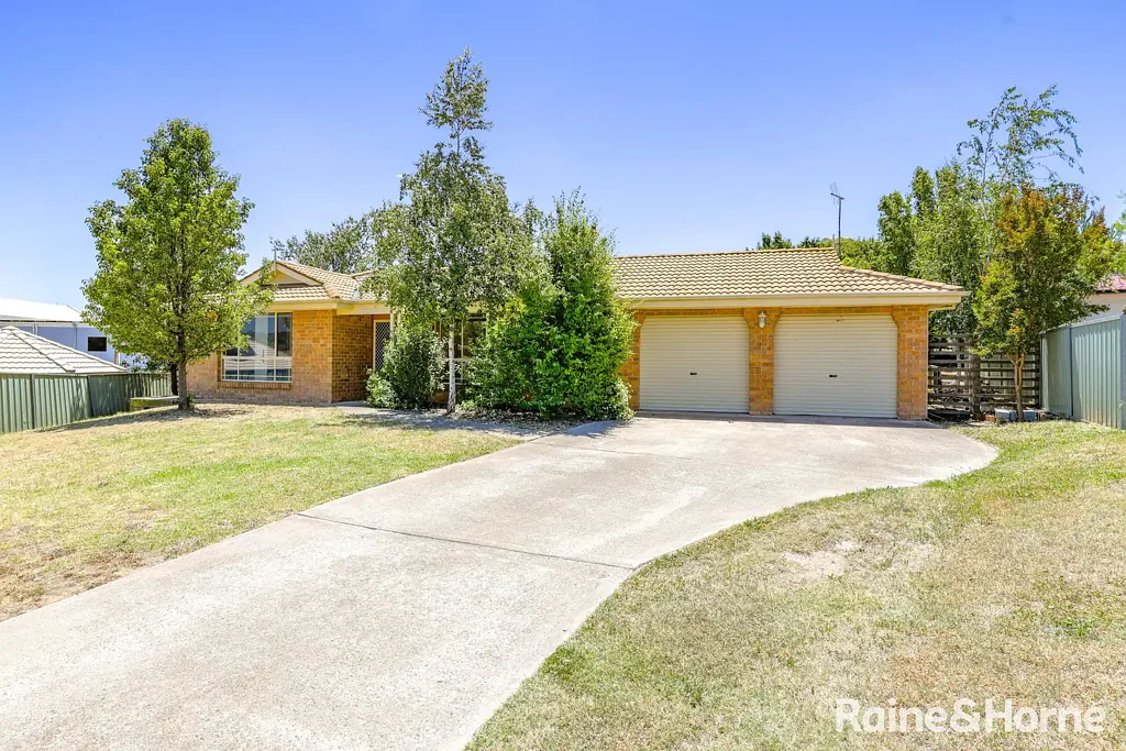 Family Home - Windradyne - Available 08/12/2025