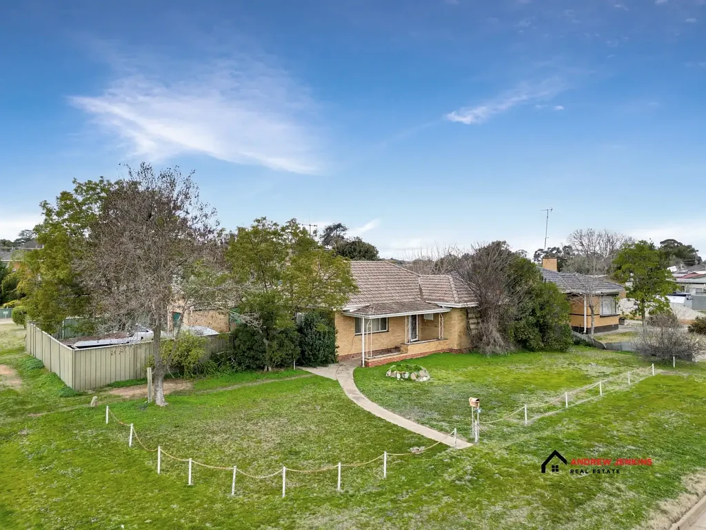 Cobram 3 Bedroom Great Entry-Level Opportunity in Prime Cobram Location