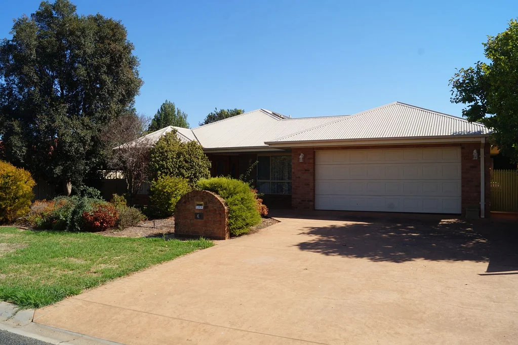 Numurkah 4chambre QUALITY 4 BEDROOM HOME