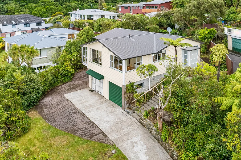 7 Walnut Way, Maungaraki, Lower Hutt, Wellington