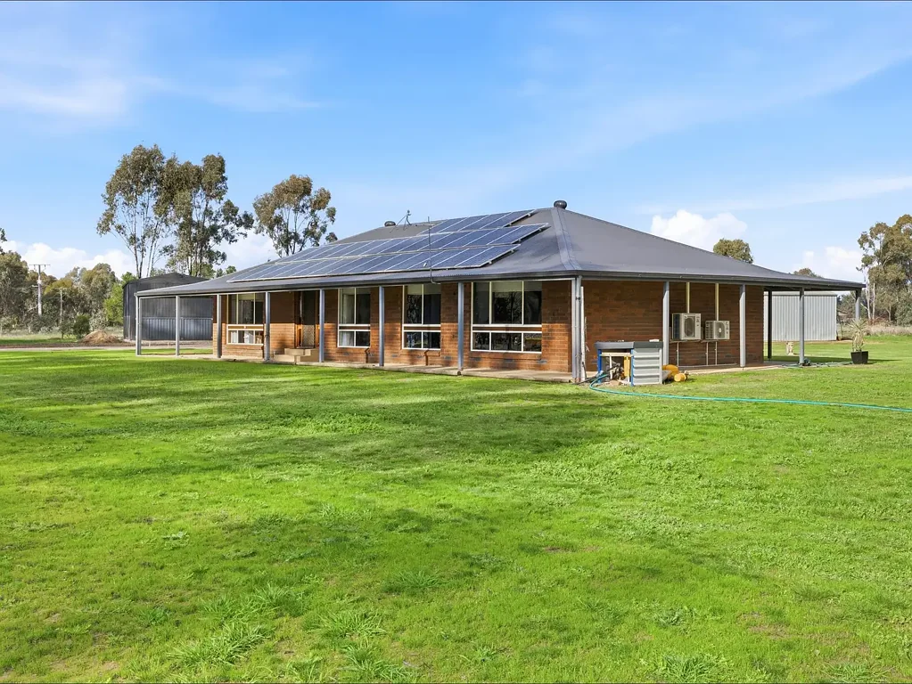 Benalla 4ห้องนอน MODERN LIVING WITH A PEACEFUL RURAL LIFESTYLE