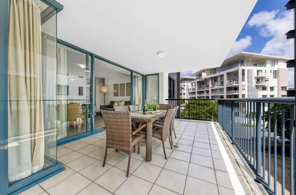 Holiday living on a lifestyle budget... just steps away from beaches!