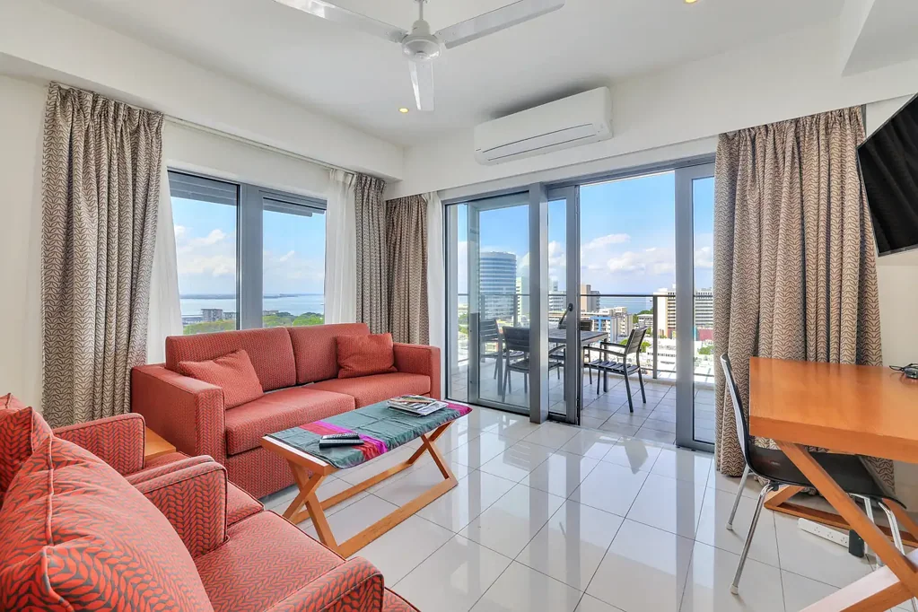 Darwin City 2બેડરૂમ Watch the big ships go by - in lifestyle, space & privacy!