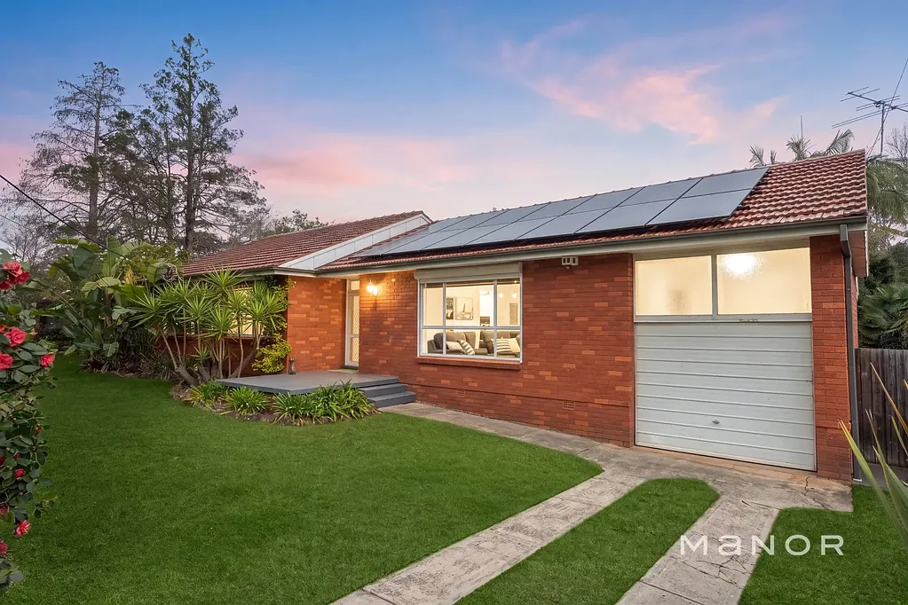 West Pennant Hills 3ห้องนอน Stylish Single-Level Living